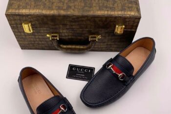 Hướng dẫn bạn cách order giày Gucci nam chính hãng về Việt Nam