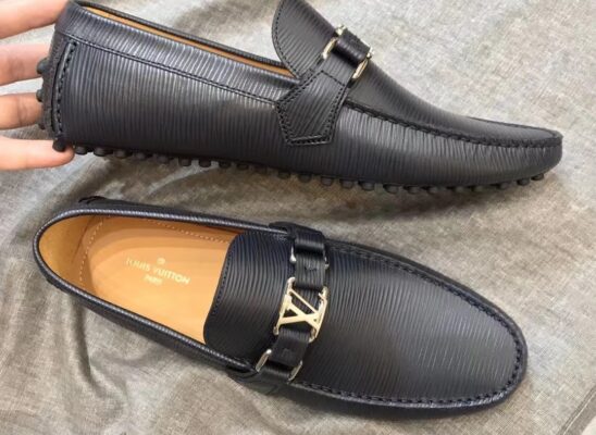 Giày lười Louis Vuitton Hockenheim Moccasin da epi màu đen