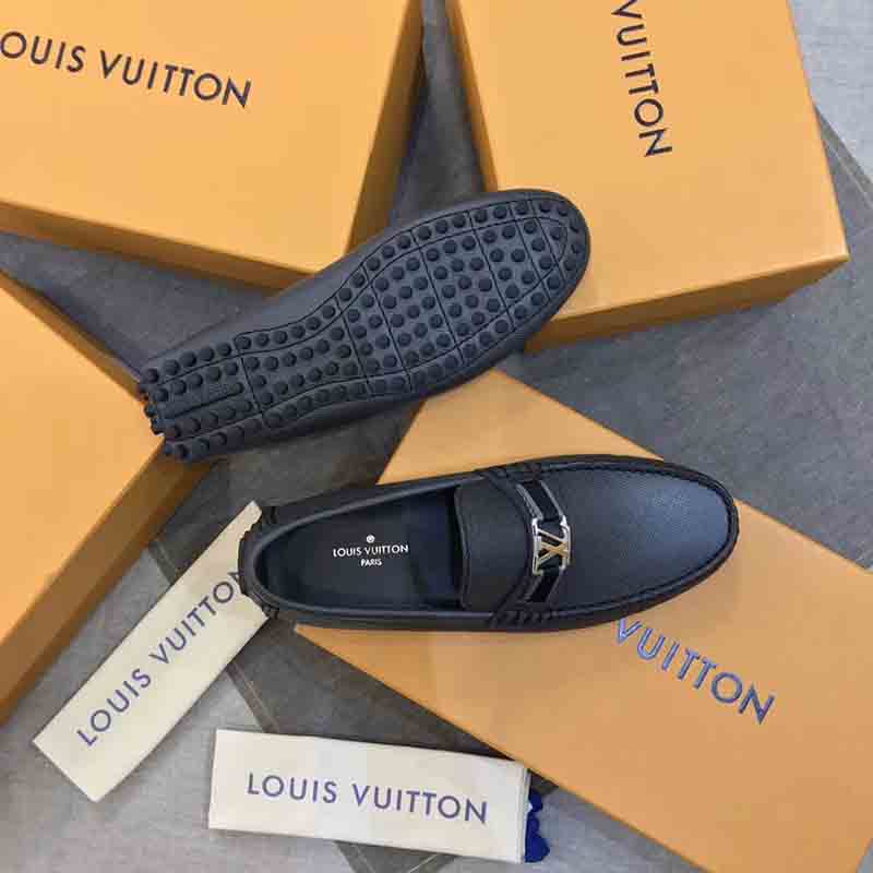 Giày lười Louis Vuitton Hockenheim Moccasin da Taiga màu đen