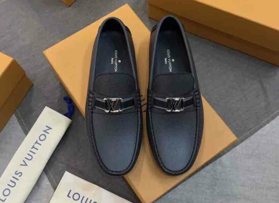 Giày lười Louis Vuitton Hockenheim Moccasin da Taiga màu đen