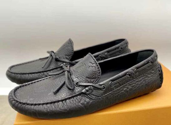 Giày lười Louis Vuitton Arizona Moccasin siêu cấp hoa chìm màu đen