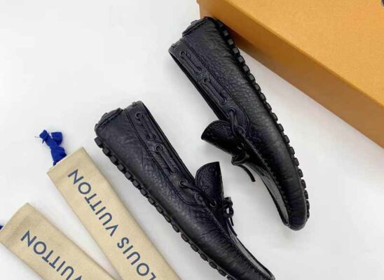 Giày lười Louis Vuitton Arizona Moccasin siêu cấp hoa chìm màu đen