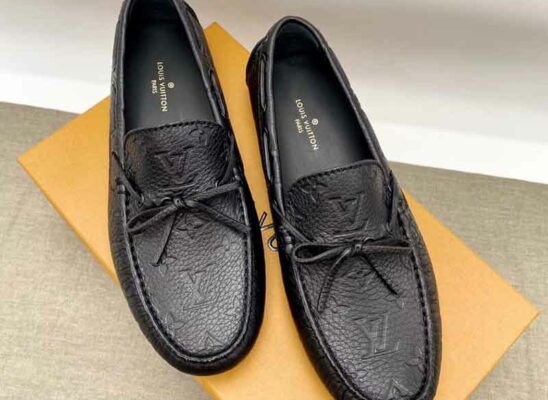 Giày lười Louis Vuitton Arizona Moccasin siêu cấp hoa chìm màu đen