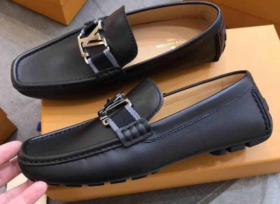 Giày lười Louis Vuitton Hockenheim Moccasin khóa màu trắng