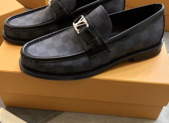 Giày Louis Vuitton Major Loafer caro màu đen