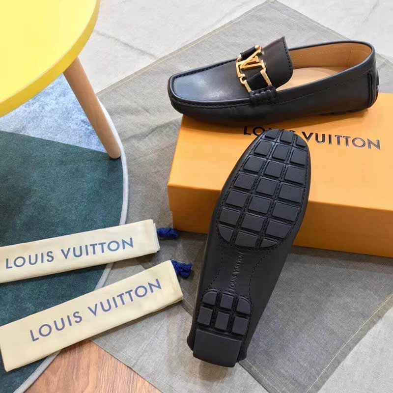 Giày lười Louis Vuitton Monte Carlo Moccasin khóa màu vàng