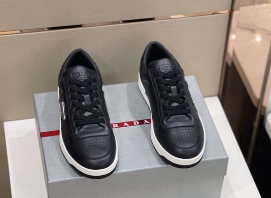 Giày thể thao Prada Leather Sneakers màu đen