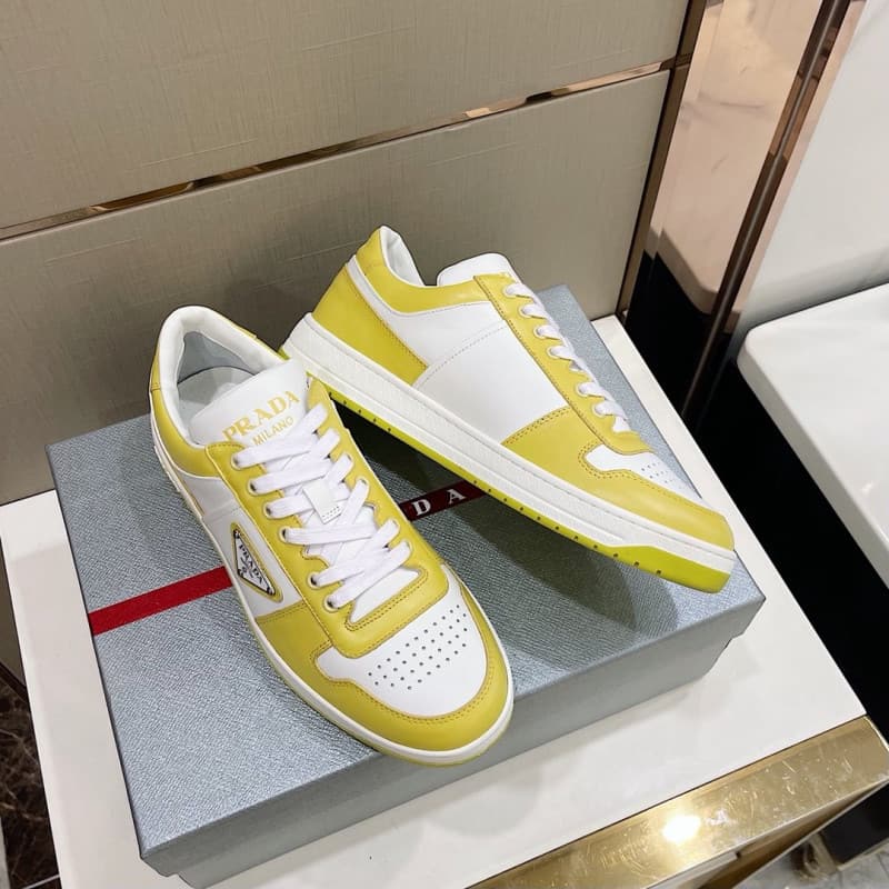 Giày thể thao Prada Leather Sneakers màu vàng