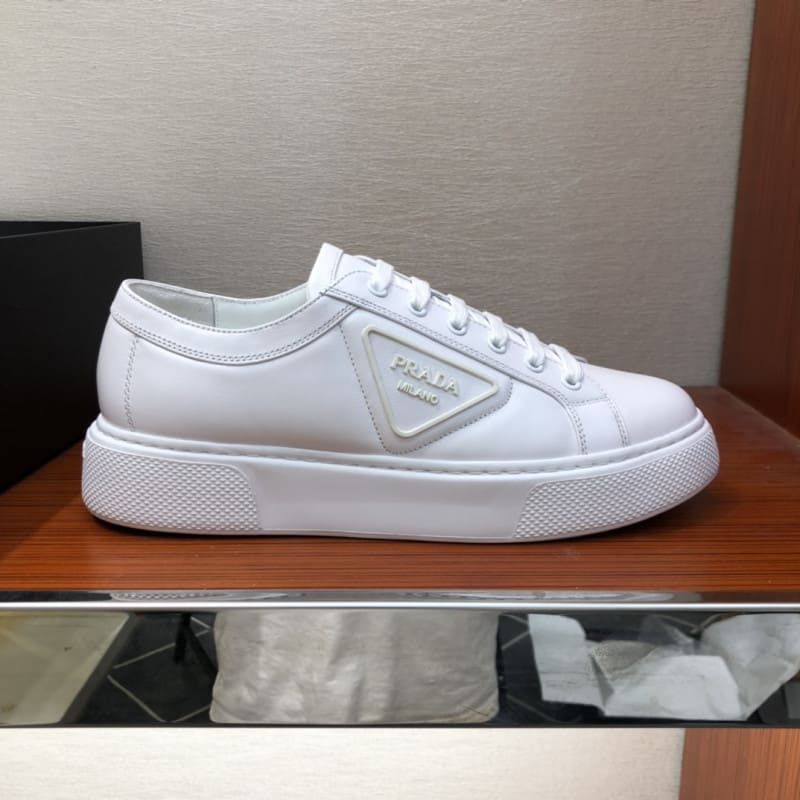 Giày thể thao Soft Calf Leather Sneakers màu trắng