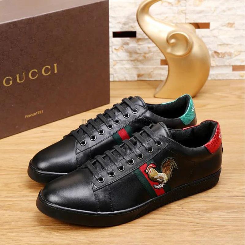 Giày thể thao da Gucci