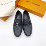 Giày lười Louis Vuitton like au Hockenheim Moccasin caro đen