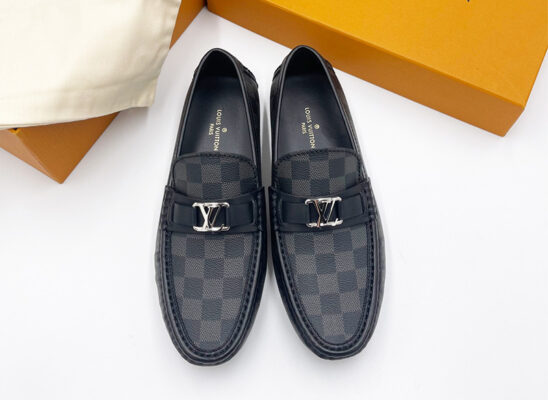 Giày lười Louis Vuitton like au Hockenheim Moccasin caro đen