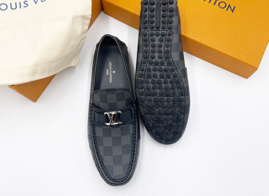 Giày lười Louis Vuitton like au Hockenheim Moccasin caro đen