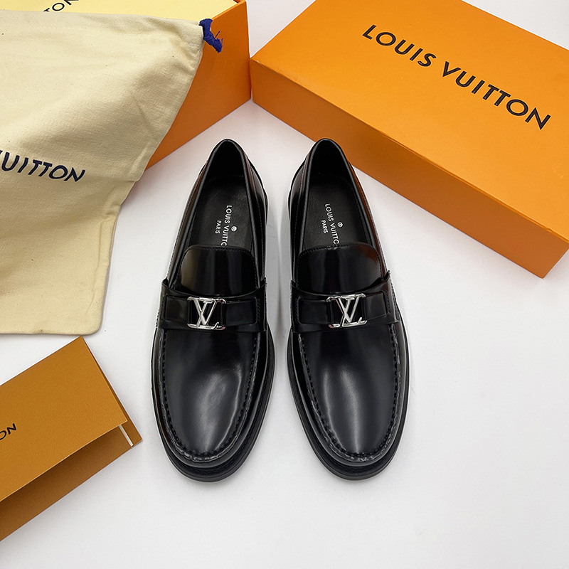 Giày lười Louis Vuitton like au Loafer Major da bóng đế cao su màu đen