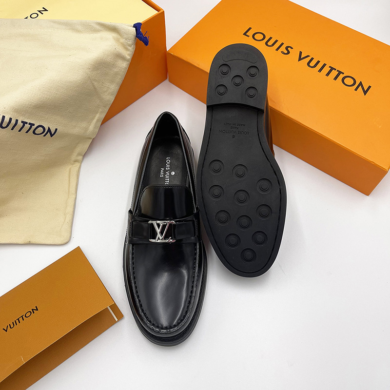 Giày lười Louis Vuitton like au Loafer Major da bóng đế cao su màu đen