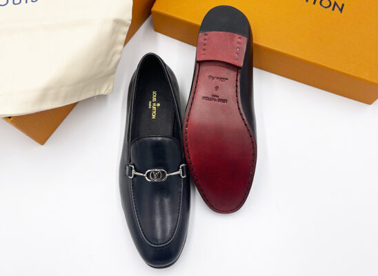 Giày lười Louis Vuitton like au Lv Club Loafer da trơn màu đen