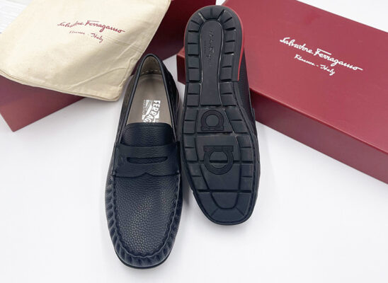 Giày lười Salvatore Ferragamo like au da nhăn họa tiết đế viền đỏ GSF01