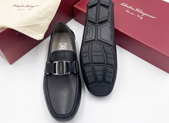 Giày lười Salvatore Ferragamo like au họa tiết khóa logo dọc GSF02